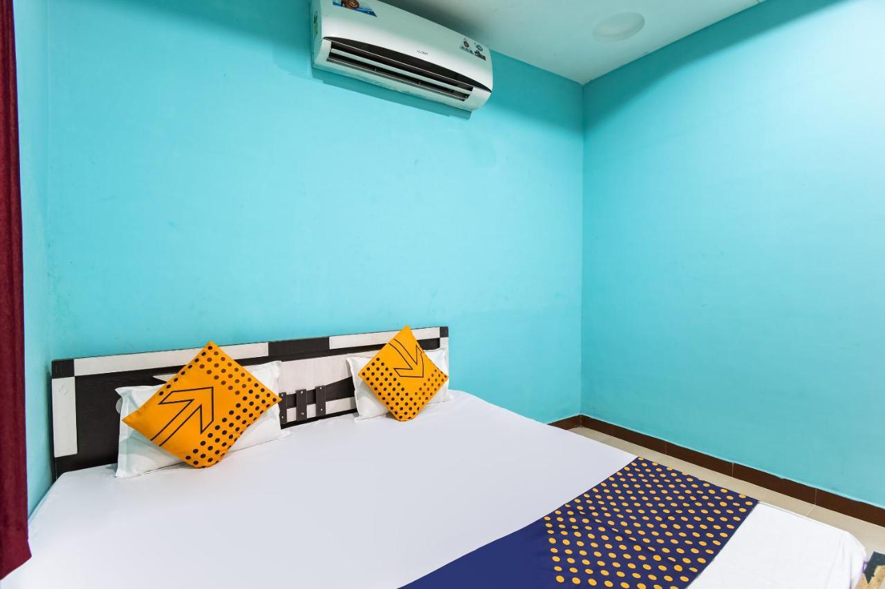 Spot On 67031 Hotel Sangam Palace Rāipur 외부 사진