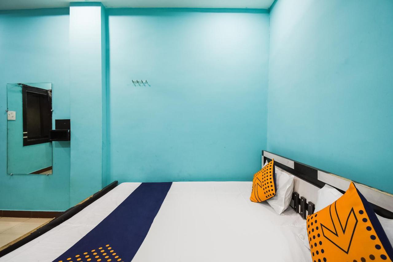 Spot On 67031 Hotel Sangam Palace Rāipur 외부 사진
